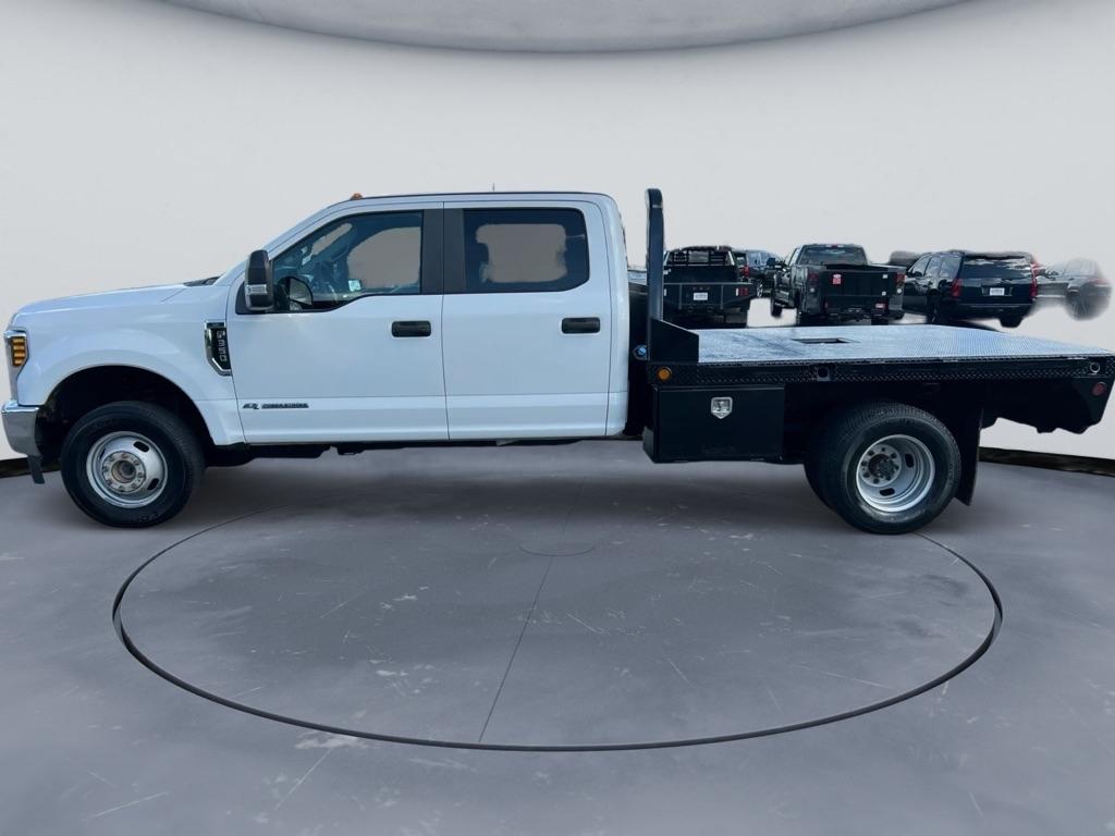 ford f-350 super duty chassis cab 2018 1FD8W3HT9JEB70083 image ford f-350 super duty chassis cab 2018 1FD8W3HT9JEB70083 image